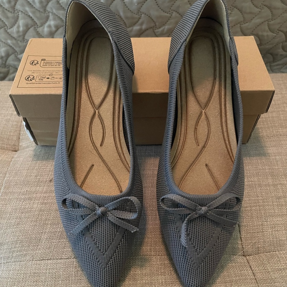Gray Women's Ballet Flats 7.5